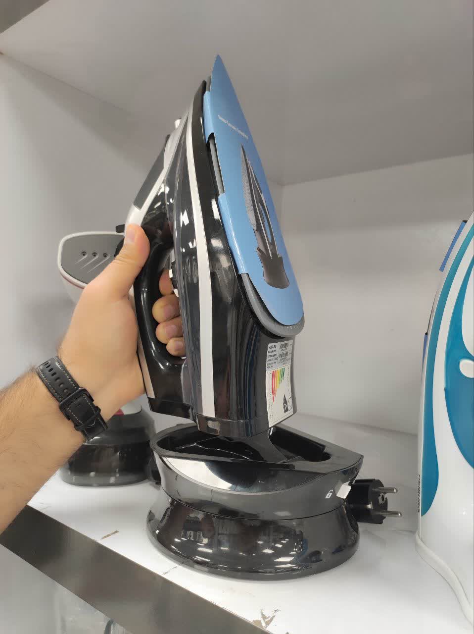 اتو بخار 2200 وات هایبورگ مدل بی سیم SI-7012